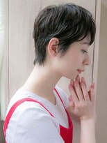 ルティア(Lutia) 黒髪 エアリーショート 小顔★★