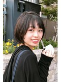 小顔に見える丸みショート