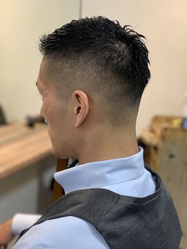 ペネロープ(Penelope) 1分スタイリング！ビジネスマン向け好感度ショート　担当RYO