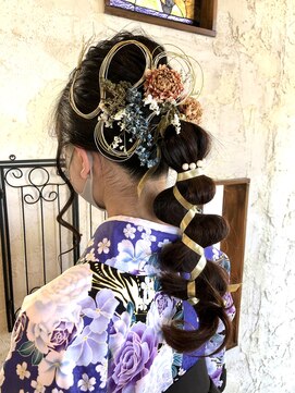 ヘアーデザイン アヴニール(hair design AVENIR) 着物に似合うポニーテール