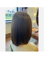 エルサフィロ キタハマ(el zafiro kitahama)&nbsp;20×30×40代×ミディアム×艶髪×グレージュカラー