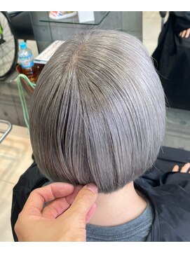 ラトゥリップ(La Tulipe) ハイトーンショート