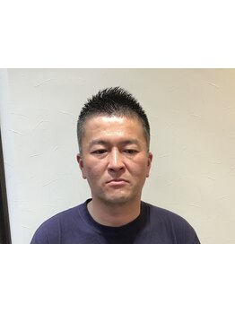 流行のパーマやカラーで、ビジネスシーンでもプライベートでもキメる！<理容室>[日暮里]