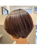 ショートボブ