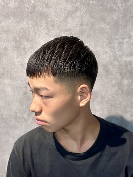 スウェルホワイト(SWELL WHITE) スキンフェード