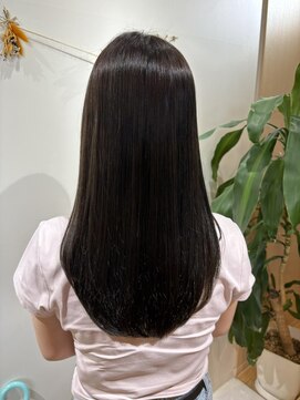 エム インターナショナル 白岡 キュート(EMU international CUTE) 自然な艶を叶える酸性ストレート
