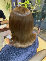 ヘアリゾート粋 ティガ 池袋店(tiga)&nbsp;くびれミディ/オリーブベージュ/透明感カラー