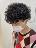 原宿メンズパーマプードルパーマセンターパートガイルヘア20代
