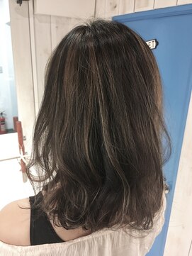 ギャレット 新宿店(Garret) メッシュ×グレージュカラー/20代30代40代50代60代