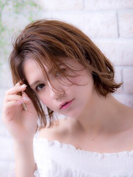 エルデ ナインズ ヘアー スタンド 川口店(elde 9's HAIR STAND) ピンクベージュorインナーグレージュの薄めバングのマチルダボブ