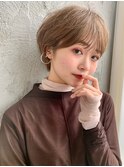 耳かけ フォギーベージュ 大人ショート 原宿 ボブ