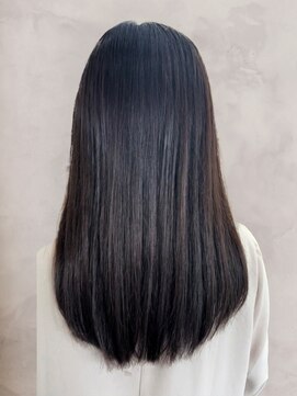 アンカラン(un Calin) 20代30代40代髪質改善酸熱トリートメント艶感ストレート