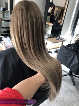 ベルグローアルファ(BELLE GROW ALPHA) バレイヤージュエクステ