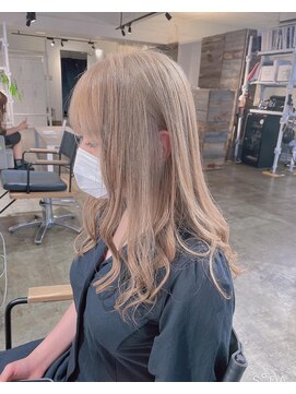 ニュート(Neut ) ミルクティーベージュ/ブロンドカラー/ケアブリーチ/名古屋