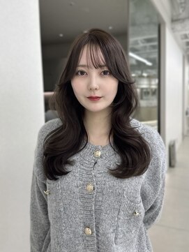 コア 銀座(COA) 黒髪/グレーベージュ/レイヤーロング/前髪パーマ/前髪カット銀座