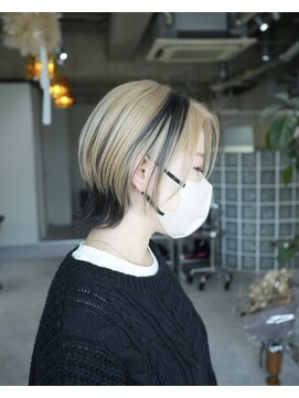 トイロ(TOIRO) セクションカラー