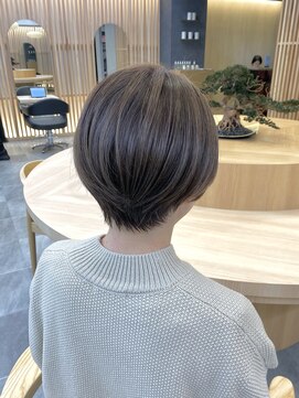 リファインド(REFINED) 白髪ぼかしショート　　大関陽介