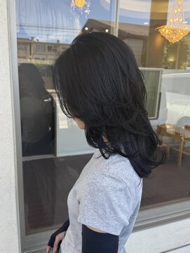 デュールイースト(Duul East) ブルーブラック×流れるレイヤー