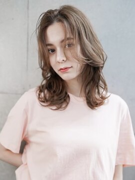 ギークス(GEEKS) 【GEEKS渋谷】ハッシュカット/20代30代/顔周りレイヤー/冬カラー