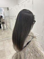 ロンドルピナス 小倉(Lond Lupinus) ミディアムレイヤーカット/似合わせカット/大人ガーリー/20代