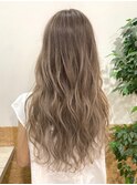 ミルクティーグレージュ×レイヤーカット