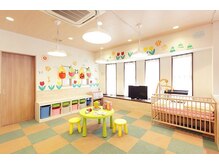 ミニヨン バイ ハピネス 高の原店(mignon by Happiness)の雰囲気（キッズスペース/保育士在籍/子連れOK/ベビーカーOK/ママ支持率）