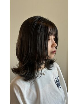 ヴィアンカ(Vianca) レイヤーボブ×オリーブグレージュ