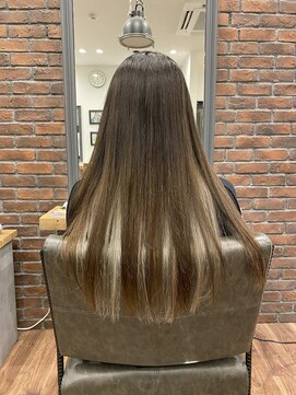 ランズヘアー(LAND’S HAIR) ロングインナーカラー