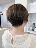 福山市美容室Caary人気 襟足スッキリタイト前下がりショート