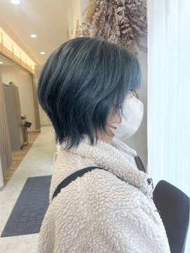 ベルバイヘアスイッチ(by hairswitch) グリーンアッシュなショートウルフ☆