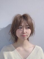 アンヒュッテ(ANHUTTE) 白髪ぼかしベージュ