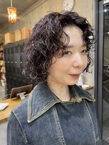 ナループロアオハナ(Nalu pu loa ohana)&nbsp;ボブパーマ/ポイントパーマ/ピンクブラウン/大きめカールパーマ