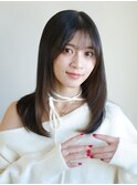 まとまるセミロングストレート