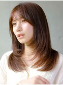 シースルーバング×内巻きロングレイヤー×透明感ブラウン
