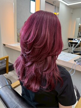 アリープパロット(ALEAP parrot) カシスピンク/レイヤーカット【ALEAP parrot/多賀】