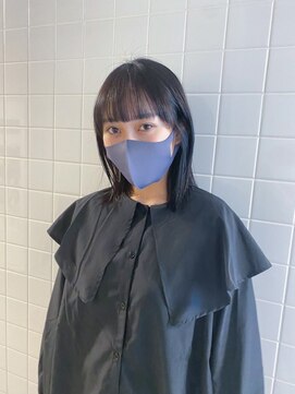 ストレートボブ×ブルーブラックカラー