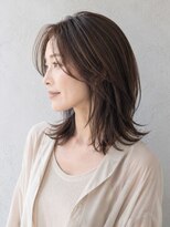 ヘアールームノエル(Hair room Noel) レイヤーミディアムナチュラルウェーブ透明感柔らか質感大人女性