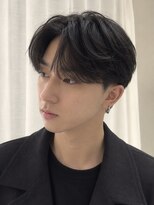 ノラキチジョウジ(NORA KICHIJOJI)&nbsp;韓国マッシュショートセンターパートワックスなしダウンパーマ