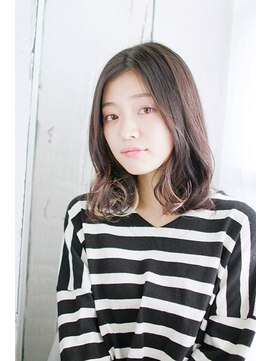 プティルカ ディーシー本店(PutiLuca D.C.) ツヤ感カラーのカールボブスタイル