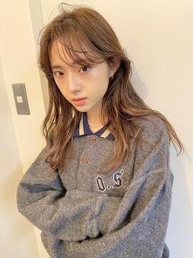 ノラ シブヤ(NORA) ウルフボブ　ウルフカット　レイヤーカット　くびれヘア