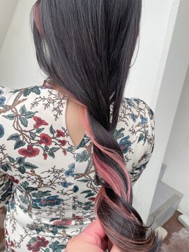 サロンドミルク 新百合ヶ丘店(salon de MiLK) ＊インナーカラーで隠れアーニャピンク