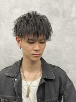 クロムトウキョウ ザ バーバー 新宿本店(CHROM TOKYO the Barber)&nbsp;Vマッシュ.ソフトツイストスパイラルパーマ　新宿/メンズカット