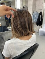 イキ 表参道(iki omotesando)&nbsp;モード/無造作ウェーブ/大人ガーリー[表参道駅]