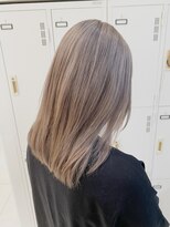 ニコ(NICO by KENJE)&nbsp;ホワイトベージュ