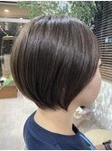 ショートボブ