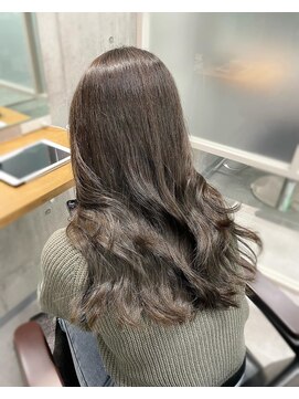 ネウィ 所沢(newi) オリーブグレージュ.レイヤーカット