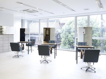 イル(ill)の写真/【大須観音徒歩2分】《私だけの最上級》をコンセプトにゆったりした空間で"オシャレで可愛い"をご提案*