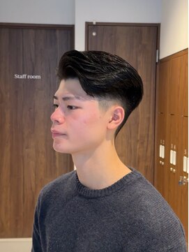 グルーマーズトウキョウ 渋谷店(GROOMER/S TOKYO) ショートラフカール フェード スペインカール