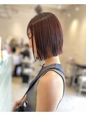 切りっぱなしボブ　タッセルボブ　チェリーピンク　ワインレッド