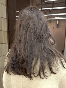 パークレーン アイス イヴェン(park lane ICI yeven) ブリーチなし ヘーゼルベージュ 海外 ハイレイヤー 夏